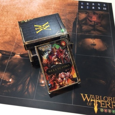 Warlords of Terra: Hellscions - juego de cartas