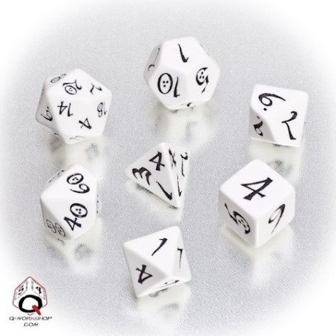 Set de dados clasicos RPG en color blanco y negro