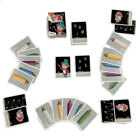 Club A: Mari Luz la Maestra - juego de cartas para niños