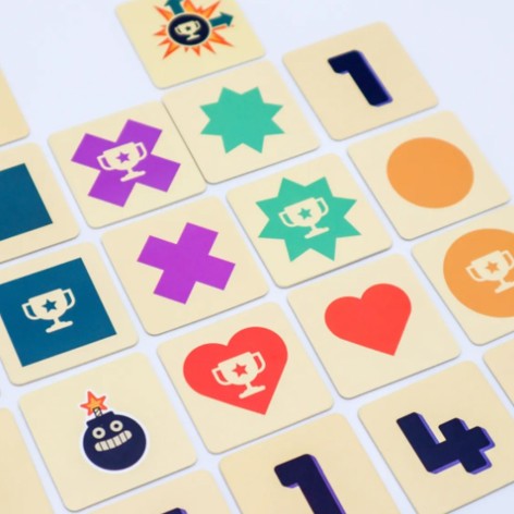 Bomb5 (castellano) - Juego de cartas